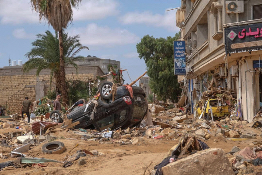 [속보] 리비아 내무부 "홍수 사망자 5300명 넘어"